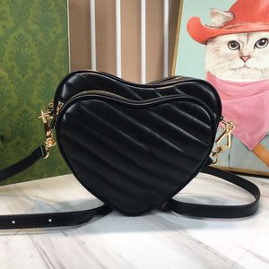 Mini sac à main de luxe Sac à bandoulière Designer Ladies Love Purse Mode Fanny Pack Sac à bandoulière haut de gamme Sac de maquillage en cuir 751628 Vente en gros