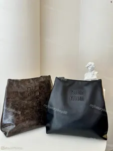 Luxe Miui fourre-tout en cuir sac fourre-tout nouveau sac à bandoulière grande capacité Hobo bon sac sac fourre-tout à bandoulière design sac à main