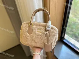 Luxe Miumiuly Sacs Designer Mode Femmes Épaule Bandoulière Sacs à main Embrayage Sac à main Totes Bourse Classique Taie d'oreiller en cuir pour les femmes