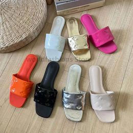 Luxury Mule Designer Slippers Woman Sandaux Sandaux Shake Flat Gol