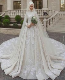 Vestidos de novia musulmanes de lujo Cuello alto Encaje Manga larga Lentejuelas Cuentas Apliques Vestido de novia con velo Vestidos hechos a medida 1749243