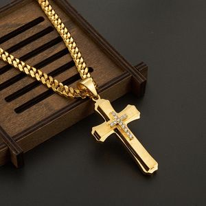 Collier de luxe Hommes Or Jésus Croix Pendentif Strass En Acier Inoxydable Hip Hop Rock Haute Qualité Couple Exquis Cadeau Bijoux Q0531