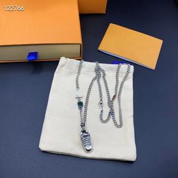 Luxe ketting mannen hiphop hanger kettingen mode roestvrijstalen ketting klassieke letterschoenen bedrukte charm sieraden 18k ketting beroemde ketting