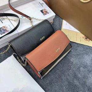 Luxury New Handheld Purse Eleged High Graid Cuero a cuadros Dos colores contrastantes Purse Girls Casual Cash Bag Bag Bag Designer Alphabet Impres.