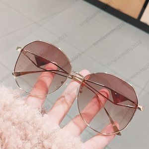 Nuevas gafas de sol de lujo con montura grande, moda PRD para mujer 2023, gafas de marca de lujo de metal, sombreado de moda, gafas de fotografía callejera de comercio exterior Han Chao con caja