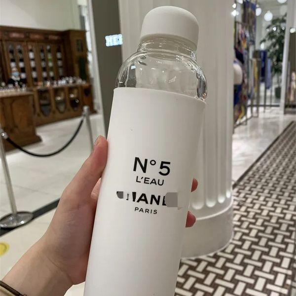 Botellas de agua de fábrica de lujo No.5, modelo limitado N.5, taza informal con pequeña fragancia, botella de agua de vidrio blanco, hervidor No.5