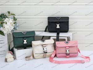 Messenger Bag Luxe nylon stoffen tas Universele retro portemonnee voor dames Populaire vierkante rugzakken Designertassen met drukknopontwerp