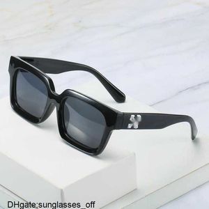 Luxe Offs Blanc Cadres Mode Lunettes De Soleil Marque Hommes Femmes Lunettes De Soleil Flèche x Cadre Lunettes Tendance Hip Hop Carré Lunettes De Soleil Sports Voyage Lunettes De Soleil K7le L9PL