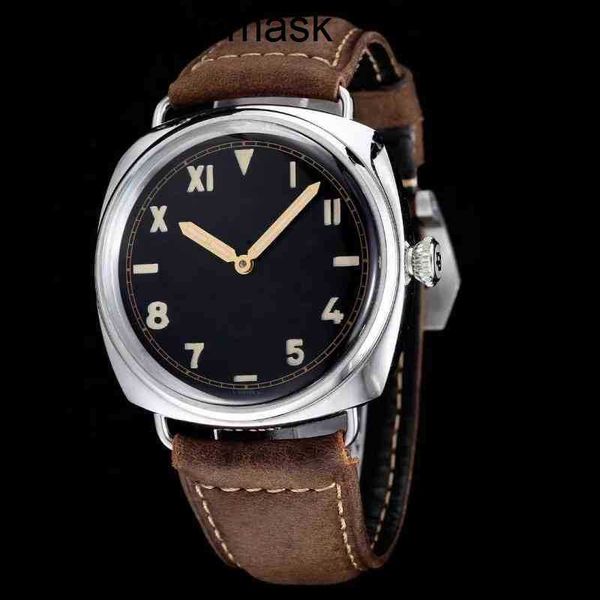 Concepteur de montres de panier de luxe pour hommes Mouvement de monnaie de bracelet mécanique 47 mm Designer PAM 4E79