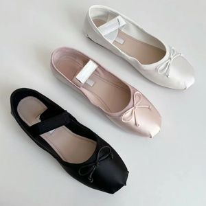 Luxo Paris Ballet Designer de moda Sapatos de dança Profissional Cetin Ballerinas MM Plataforma Bowknot Sandálias de sapato único