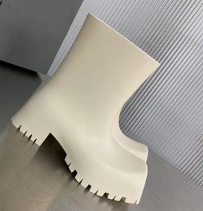 Botas de goma de París de lujo botas de lluvia hombres mujeres punta cuadrada tubo corto suela gruesa y pantorrilla antideslizante impermeable nuevo diseñador pareja bota Martin