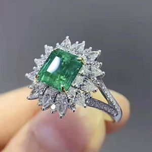 Luxury party ring Sparkling Jewelry 925 Sterling Silver Square Green CZ Zirkon Diamond Dames verlovingsband Rings Lover Gift SZ6-10
