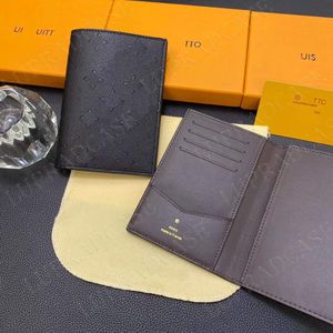 Couverture de passeport de luxe Étuis pour porte-cartes de crédit Mini portefeuille Porte-cartes de bus avec plus de couleurs Couvertures avec boîte de logo Emballage Mélange Commande disponible Homme Femme Taille 10,3x14,2 cm