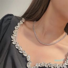 Collier pendentif de luxe Clash de Ca Designer Rivet Rivet Chaîne de charme mobile Chauteur pour femmes bijoux avec cadeau de fête en boîte