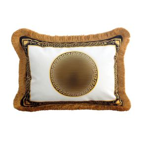 Funda de almohada de lujo diseñador Señalización patrón clásico borla Impresión a doble cara funda de almohada funda de cojín rectángulo 45 * 35 cm para el hogar regalo decorativo de Año Nuevo 2022