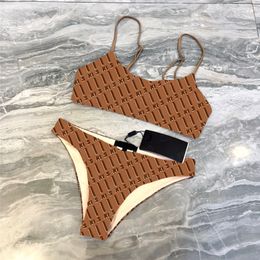 Bikinis imprimés de luxe Swimons de maillots de bain sexy en deux pièces Suite des sous-vêtements pour femmes