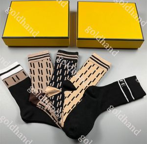 Chaussettes de luxe en pur coton pour hommes, chaussettes de Sport de styliste de marque avec lettres brodées, bas longs