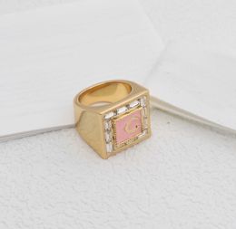 Luxe kwaliteit charme punkband ring met diamant en roze kleurenglazuur in 18k goud vergulde hebben postzegelbox PS3522B