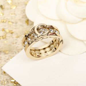 Luxe kwaliteit charme punkbandring met sprankelende diamant in 18k verguld goud met stempeldoos PS3032B