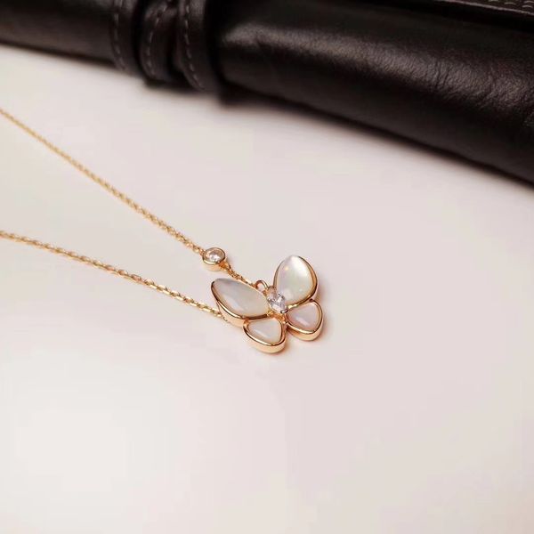 Collier pendentif papillon en or de qualité de luxe avec coquille blanche et diamant pour femmes collier de mariage cadeau boucle d'oreille bijoux PS7008