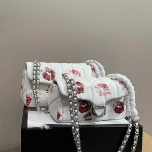 Luxury acolchado labios impreso en el hombro diseñador de hombro para mujeres bolsas de cadena tabby de mano
