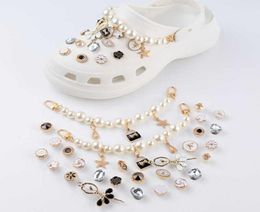 Dijes de diamantes de imitación de lujo para niños, zapatos con cadena de perlas DIY, decoración para Jibbi s, niños, mujeres y niñas, regalos 8630856