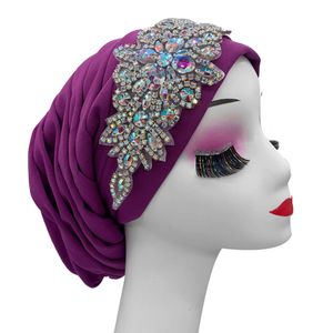 Luxury Rhinestones Turbe Capas para mujeres plisadas Africanas Cabeza Wraps musulmán Hijab Lady Scarf Scarf Bonnet Turbante Mujer 240416