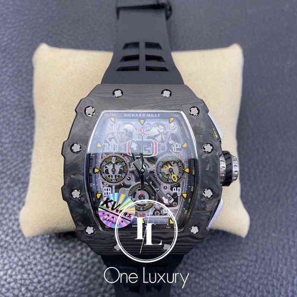 Luxury Richamill Watch Mens Date Wristwatch Original 011 RMS11-03 Flyback Chronograph Black Forged Carbon Case sur STRAPE RÉSBILLE