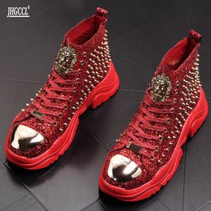 Rivet de luxe Bottes Chaussures pour hommes baskets de créateur hommes punk hauts hauts or rouge fond clair Casual Plate-forme chaussure zapatillas hombre