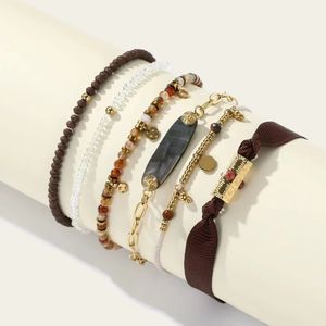 Perles rondes de luxe Double coeur bracelet à breloques mode couple émail T bracelet en acier titane 316L bracelets de créateurs pour hommes perlés femmes