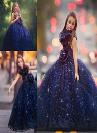 Robes de concours de filles bleu royal de luxe 2019 robe de bal princesse col rond avec de grandes paillettes volants enfants robe de fille de fleur formelle4327055