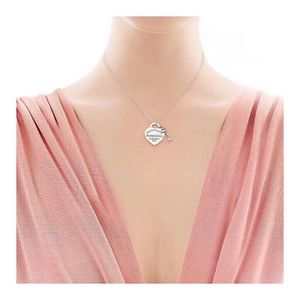 Luxe S925 originele zilveren designer meisjes hart hanger choke ketting elegante vrouwen liefde 18K rose goud roze TF logo graveren ketting mode zomer sieraden