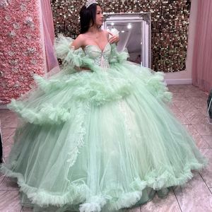 Robes de Quinceanera vert sauge de luxe robe de bal princesse perles de cristal à plusieurs niveaux Tull Gilr robes de bal d'anniversaire doux vestidos de 15