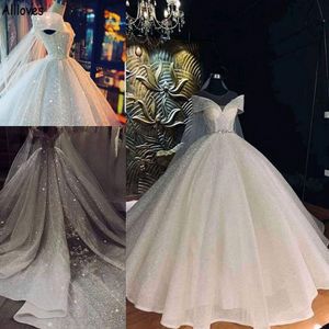 Robes de mariée robe de bal paillettes de luxe pour la mariée Sexy hors de l'épaule Dubaï arabe princesse robes de mariée Vintage Plus 258a