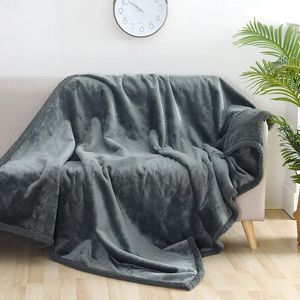 Luxe ruige deken Winter Warm Warm Gezellig romantisch paar Waterdichte deken-ingezaaide groot formaat deken Microveibre-Blanket 240328