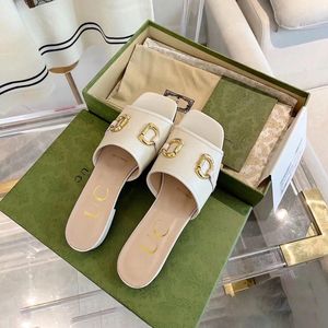 Designer schoenen Dames man slipper Hoge kwaliteit luxe hoge hakken Zomer Mode sexy strand sandaal Goudkleurig horsebit leer Letter slides