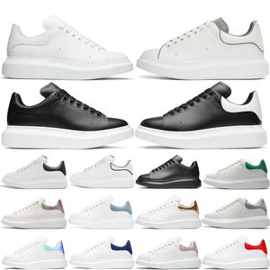 Chaussures de luxe pour hommes femmes triple blanc noir cuir vert daim arc-en-ciel rêve bleu or cuir marine rouge argent baskets de sport de plein air