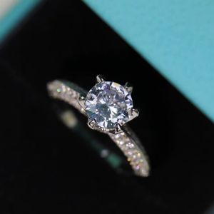 Luxe zes klauwen rond Volledige Mosan Diamond verlovingsring 925 Sterling Silver Moissanite Wedding Ring Top Kwaliteit Designer Dames