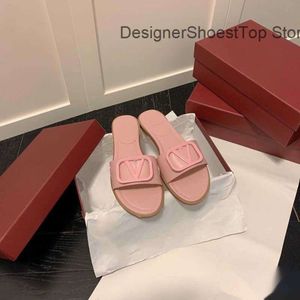 Luxe Slippers Binnenhuis Grappig Designer Slippers Schoenen Mode Nieuwe Klassieke Zomer Casual Strass Open teen Platte Zool Sandalen Dames Strand Slippers Slipper C