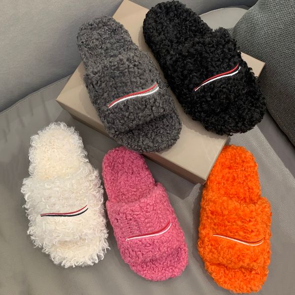 Diapositives de luxe Paris Designer Hommes Femmes Pantoufles Dames Laine Fourrure d'hiver Fluffy Furry Lettres chaudes Sandales Confortables Fuzzy Girl Flip Flop Slipper 35-46