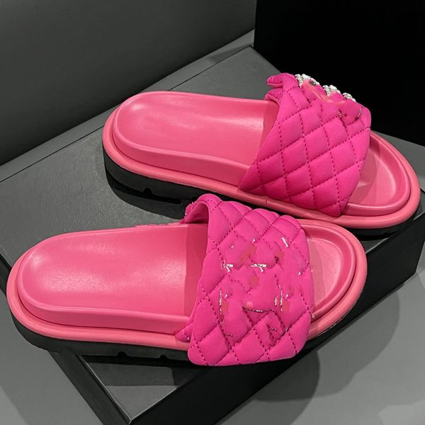 Diapositivas de lujo Zapatillas de verano para mujer Sandalias de diseñador Moda Diapositivas Zapatos Hotel Baño Damas Sexy Bagshoesf