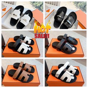 Zapatillas de lujo diseñador de sandalias deslizizas chanclas sandalias planas para cuero de piel de ternera de playa cuero de gamuza natural de gamuza en negro marrón para mujeres hombres