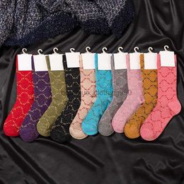 Luxe sokken Heren Dames Letter Bedrukte Sok Modeontwerper Vier Seizoenen Sok Katoen Goede kwaliteit Snoep Kleur Luxe Mesh Persoonlijkheid Sport Korte Sok