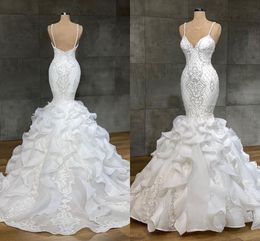 Correas de espagueti de lujo Cristales Sirena Vestidos de novia Rebordear Volantes Tren de barrido Vestidos de novia con apliques vestido de noiva Por encargo