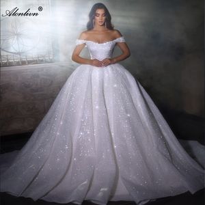 Luxury Perles scintillantes Perls Perles en dentelle Robe de mariée Robe de mariée épaule à manches courtes couche de bateau Princesse Bridal Robes 2024