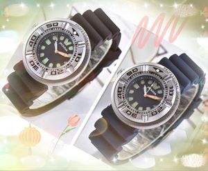 Luxe forme spéciale conception hommes regarder semaine calendrier vague ceinture en caoutchouc affaires décontractées veilleuse quartz lumineux ICE-Out Hip Hop populaire montre-bracelet