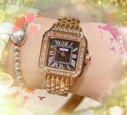 Relojes cuadrados de lujo con esfera romana amantes de las mujeres Movimiento de cuarzo Caja de plata en oro rosa Pulsera de reloj con cadena Reloj con anillo de diamantes populares lindos Accesorios para madres Regalos