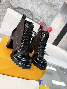 Luxe ster Trail enkelschoen damesontwerper Chunky Heel Ankles Booties Luxe ontwerpers vazen ​​Martin Boots Ladys Fashion Winter Sneakers