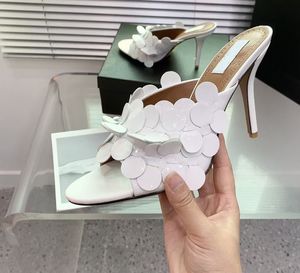 Luxe stiletto hiel sandaalontwerper schoenen vrouwen mode lederen sandalen maat van 35 tot 41 witte rode zwarte kleuren snelle levering groothandelsprijs