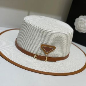 Paille de luxe pour femmes Designers Bucket HATS MENS S BASIN CAP FORME DÉLICATE CHAPEL FORMEL
